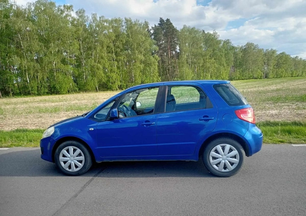 Suzuki SX4 cena 14500 przebieg: 246000, rok produkcji 2006 z Pieniężno małe 67